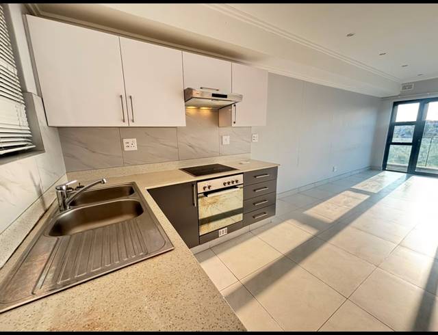 2 BEDROOM APARTMENT FOR SALE IN UMHLANGA RIDGE